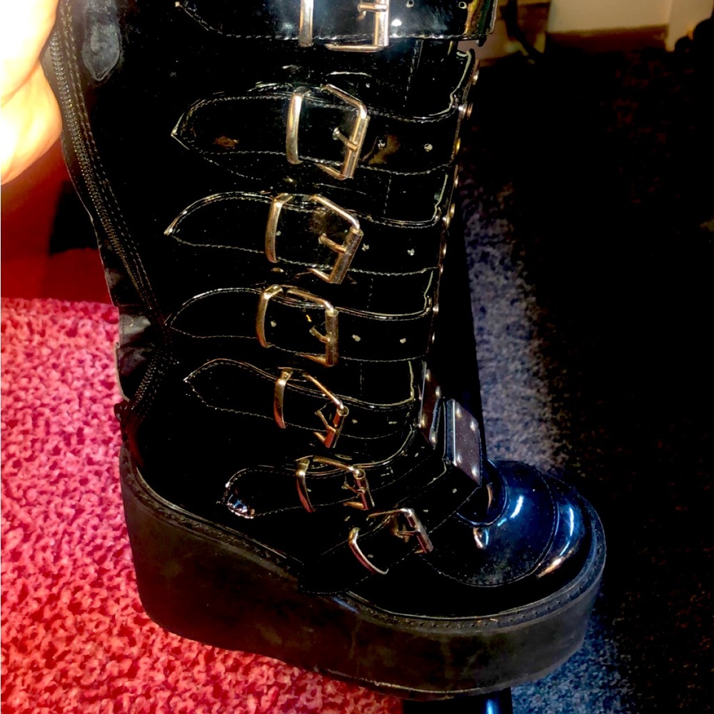 Demonia buckle boots size 8